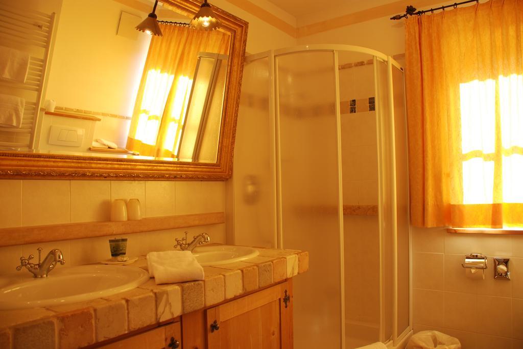 Piccolohotel Tempele Residence San Candido Eksteriør bilde